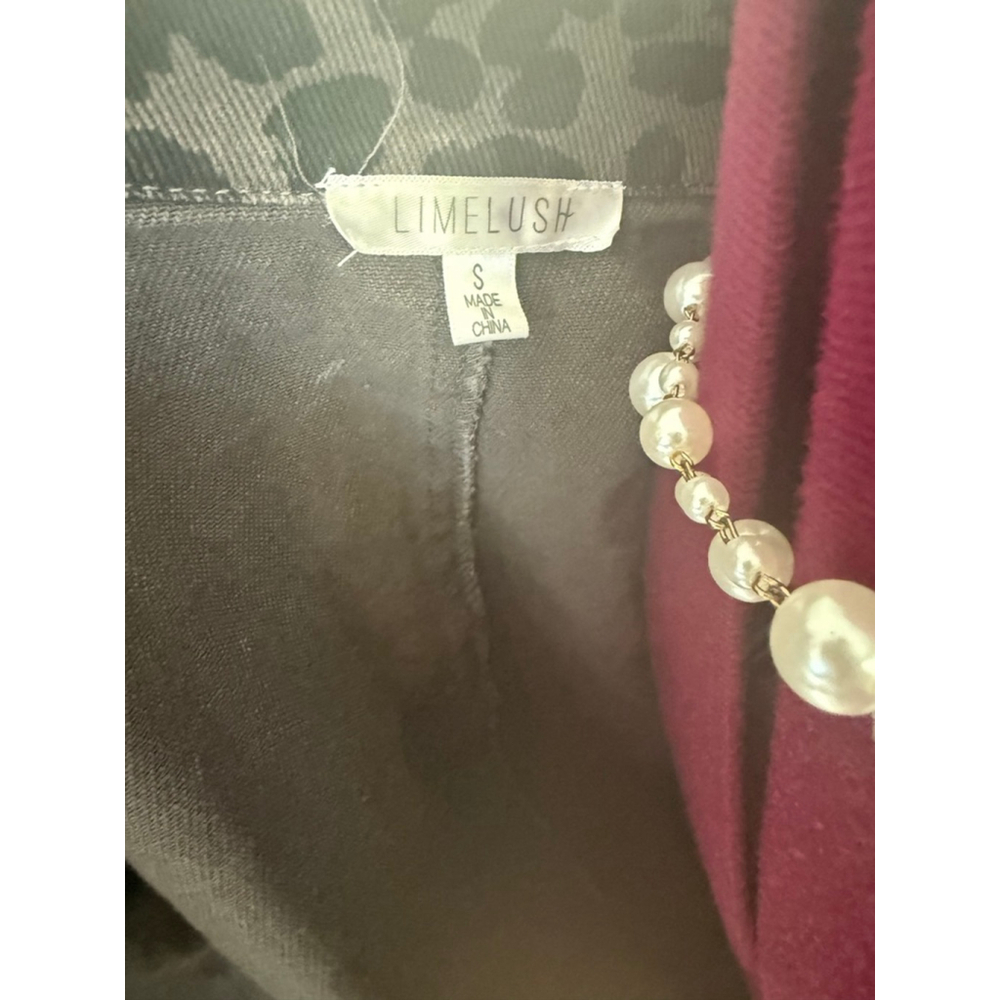 Limelush Denim Gray Leopard jacket Small - Picture 5 of 5